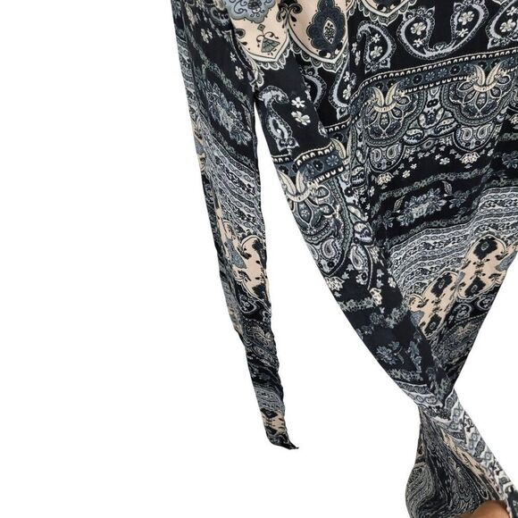 Romeo + Juliet Couture Womens Boho Kimono Duster Sz M Black Paisley Long Slits - Picture 10 of 14